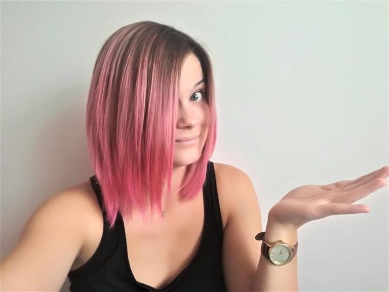 Farbowanie bibułą: Jak uzyskać niesamowite efekty w prosty sposób?