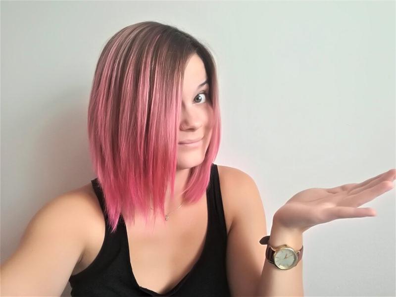 Farbowanie bibułą: Jak uzyskać niesamowite efekty w prosty sposób?