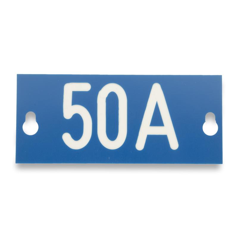 Przepisy i normy tabliczek adresowych w Polsce