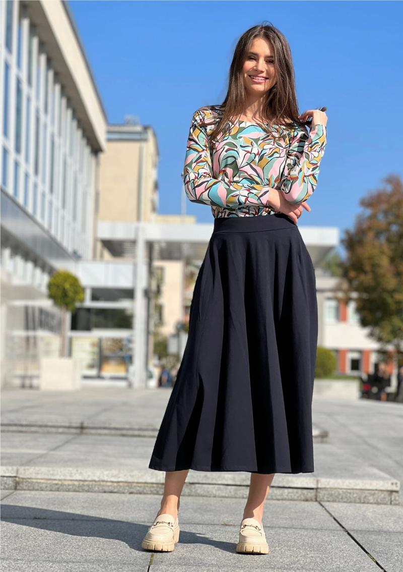 Szycie spódnicy z kieszeniami