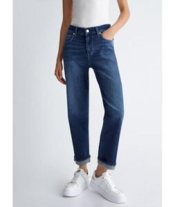Jakie buty idealnie pasują do boyfriend jeans? Oto nasze propozycje!