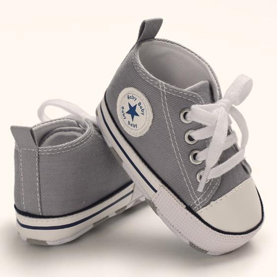 Buty dla niemowlaka
