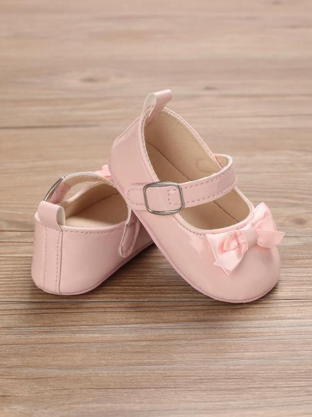 Buty dla 6 miesięcznego dziecka
